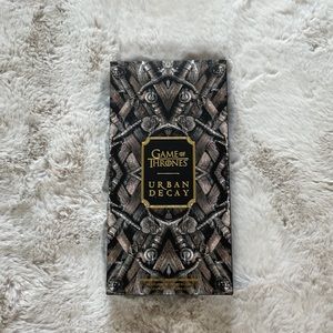 Game of thrones Urban Decay Eyeshadow Palette - Never used